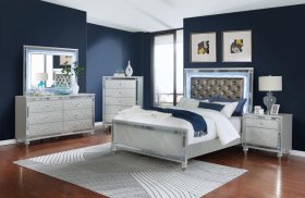 Gunnison 5-piece Eastern King Bedroom Set Silver Metallic